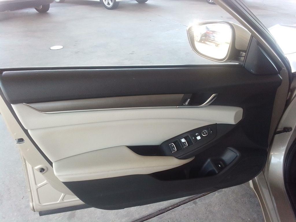 Honda Accord Sedan LX 1.5T CVT 2019