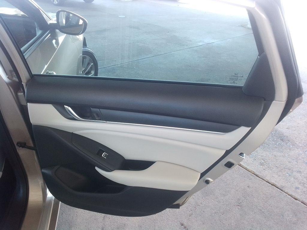 Honda Accord Sedan LX 1.5T CVT 2019