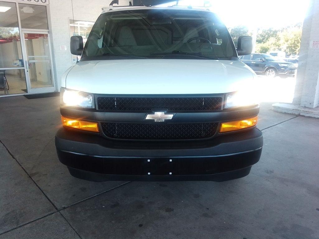 Chevrolet Express Cargo Van RWD 2500 135" 2020