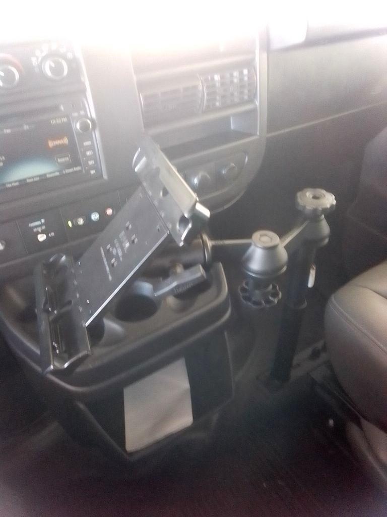 Chevrolet Express Cargo Van RWD 2500 135" 2020