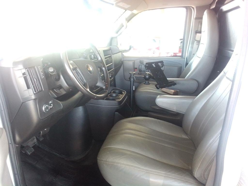Chevrolet Express Cargo Van RWD 2500 135" 2020