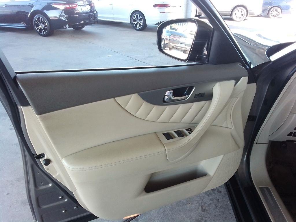 Infiniti FX35 AWD 4dr 2011