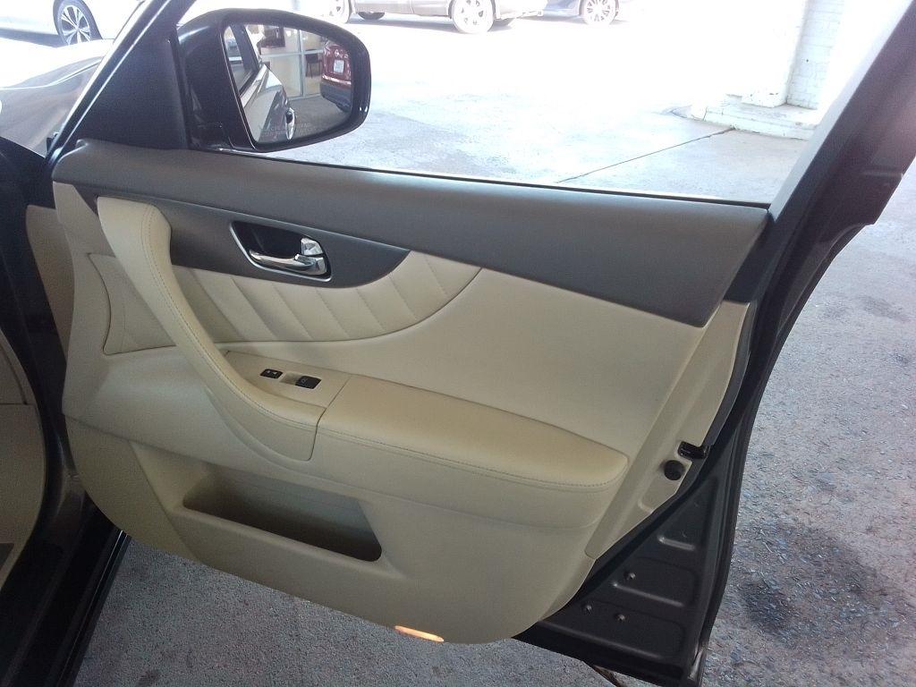 Infiniti FX35 AWD 4dr 2011