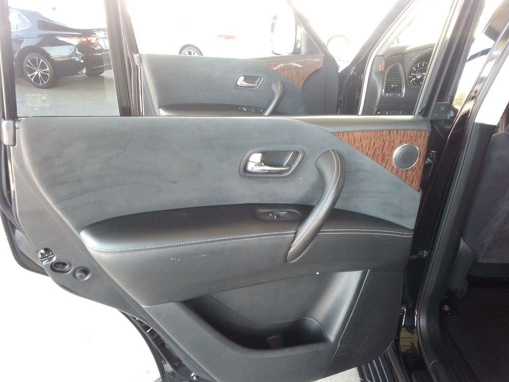 Nissan Armada 4x4 SV 2017