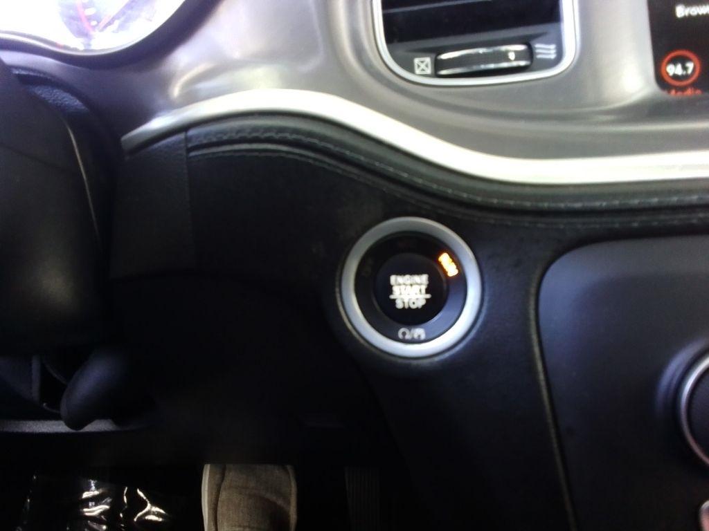 Dodge Charger SXT RWD 2022