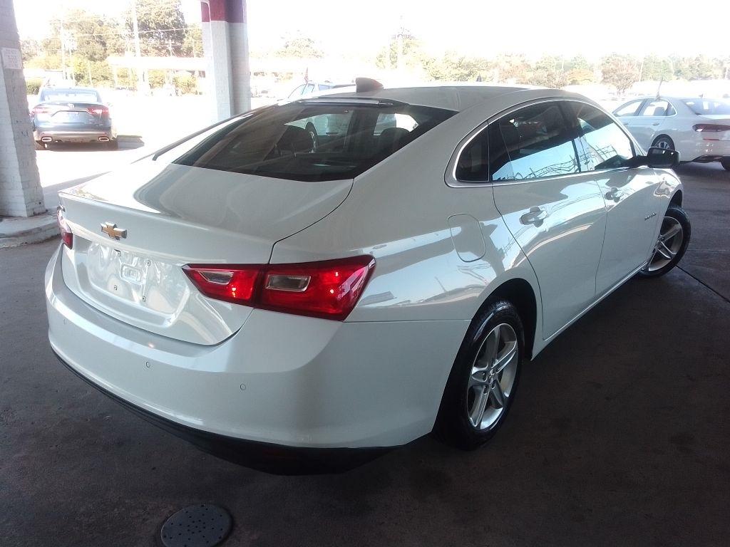 Chevrolet Malibu 4dr Sdn LS w/1FL 2022