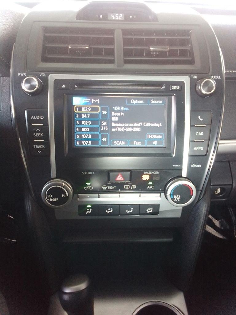 Toyota Camry 4dr Sdn I4 Auto XLE (Natl) 2013