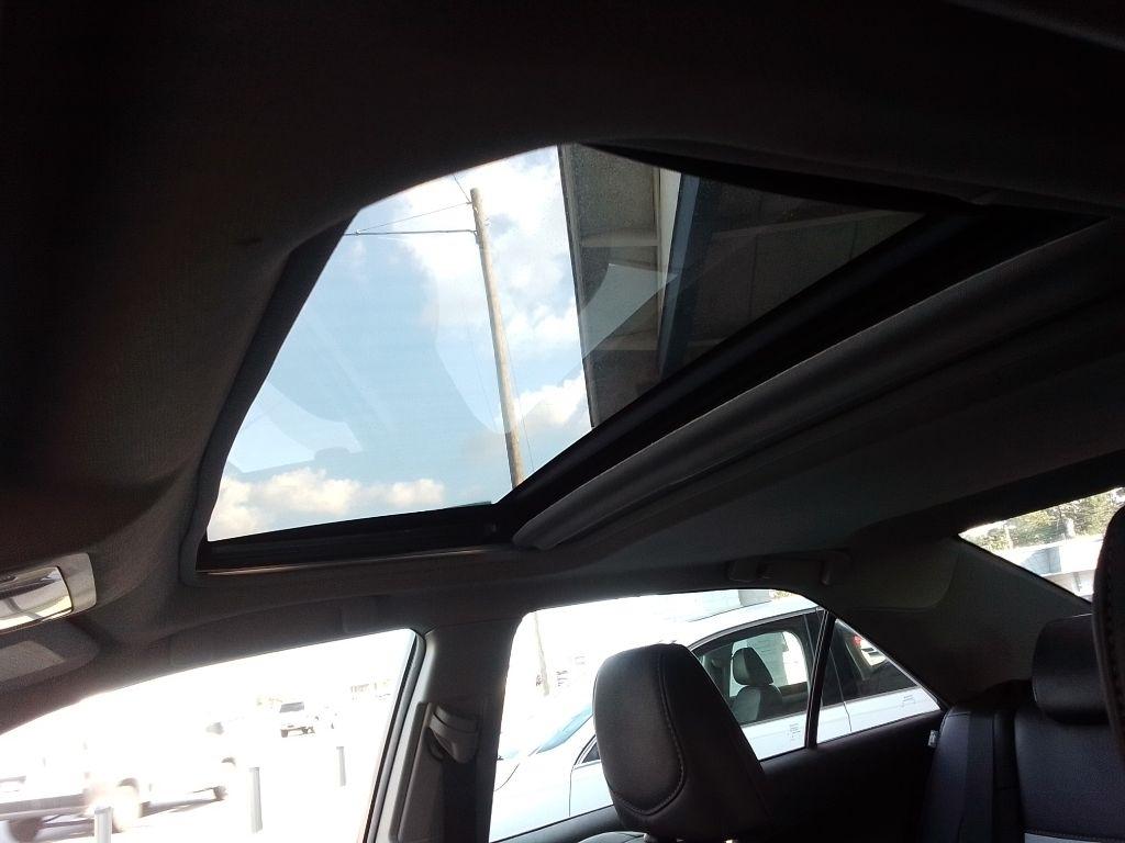 Toyota Camry 4dr Sdn I4 Auto XLE (Natl) 2013