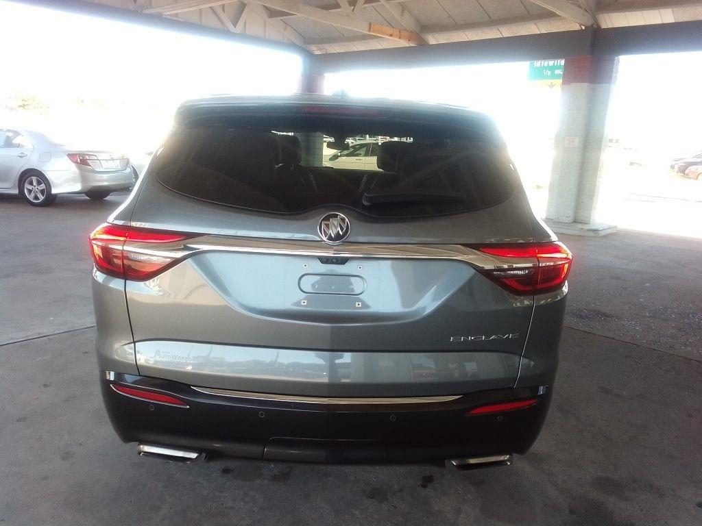 Buick Enclave FWD 4dr Essence 2019