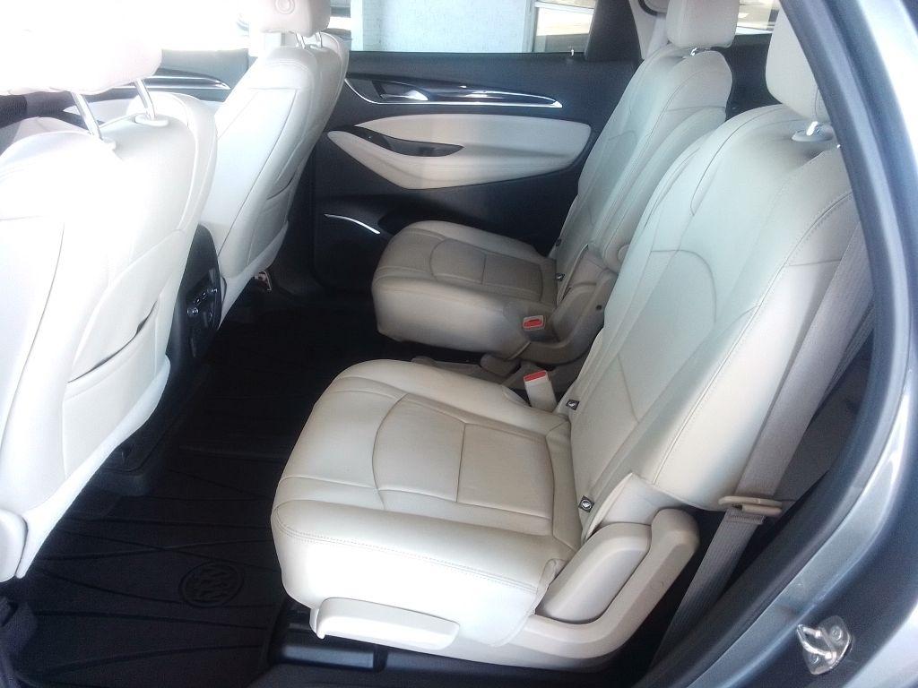 Buick Enclave FWD 4dr Essence 2019