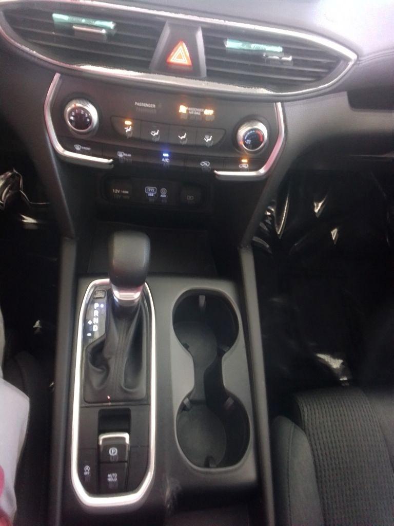 Hyundai Santa Fe SE 2.4L Auto FWD 2019