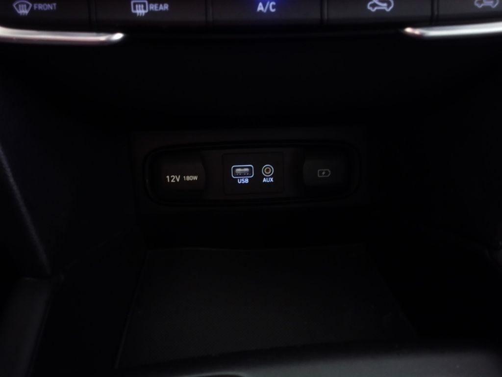 Hyundai Santa Fe SE 2.4L Auto FWD 2019