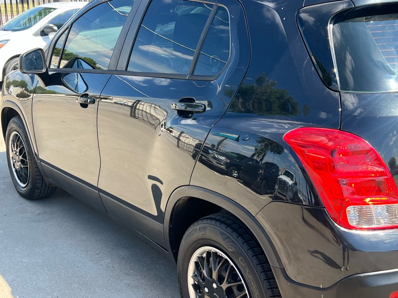 2015 Chevrolet Trax LS photo 5