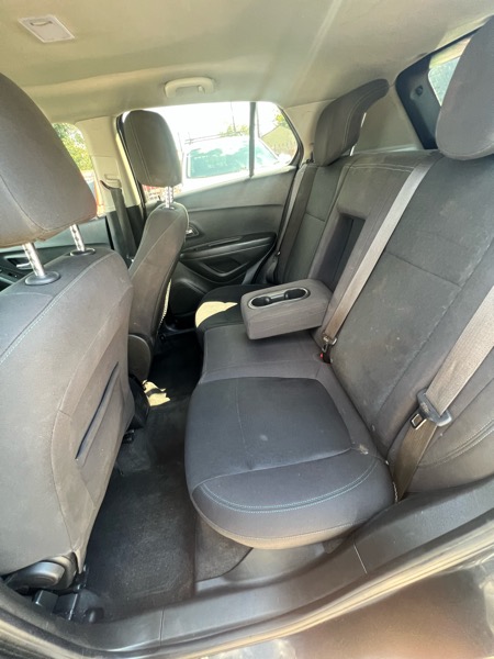 2015 Chevrolet Trax LS photo 18