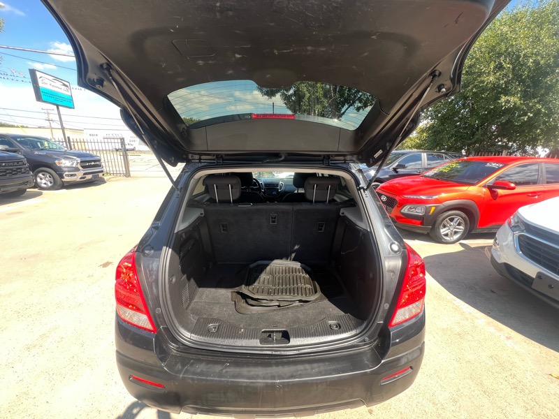 2015 Chevrolet Trax LS photo 21