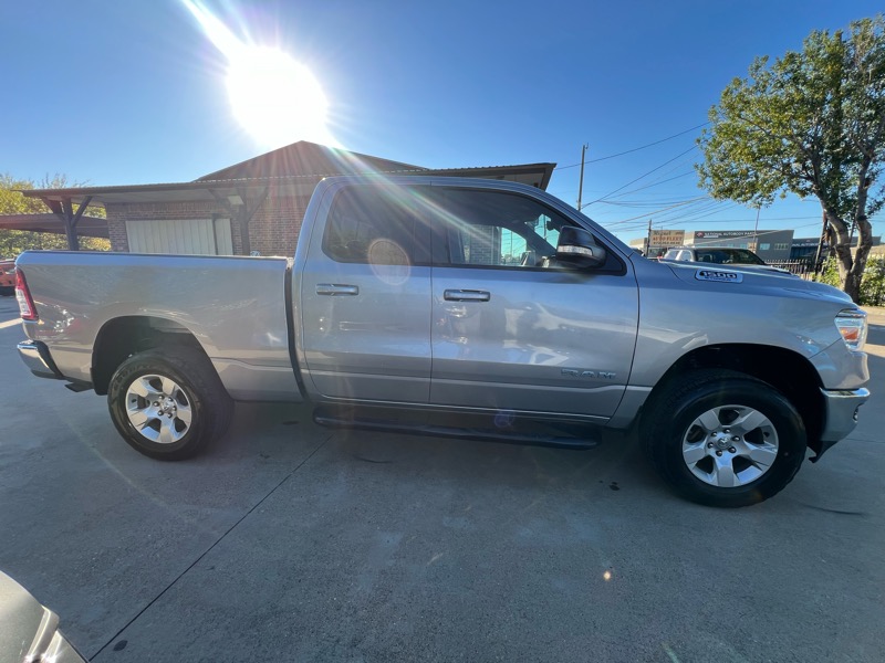 RAM 1500 Big Horn Quad Cab 2WD 2022