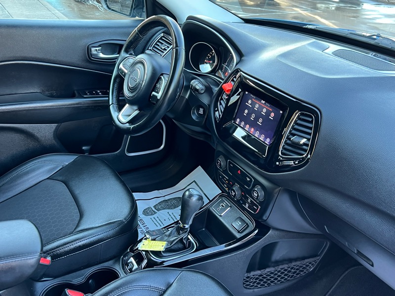 Jeep Compass Latitude FWD 2020