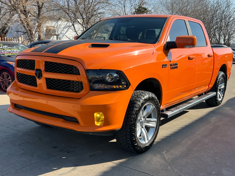 2015 RAM 1500 Sport Crew Cab SWB 4WD