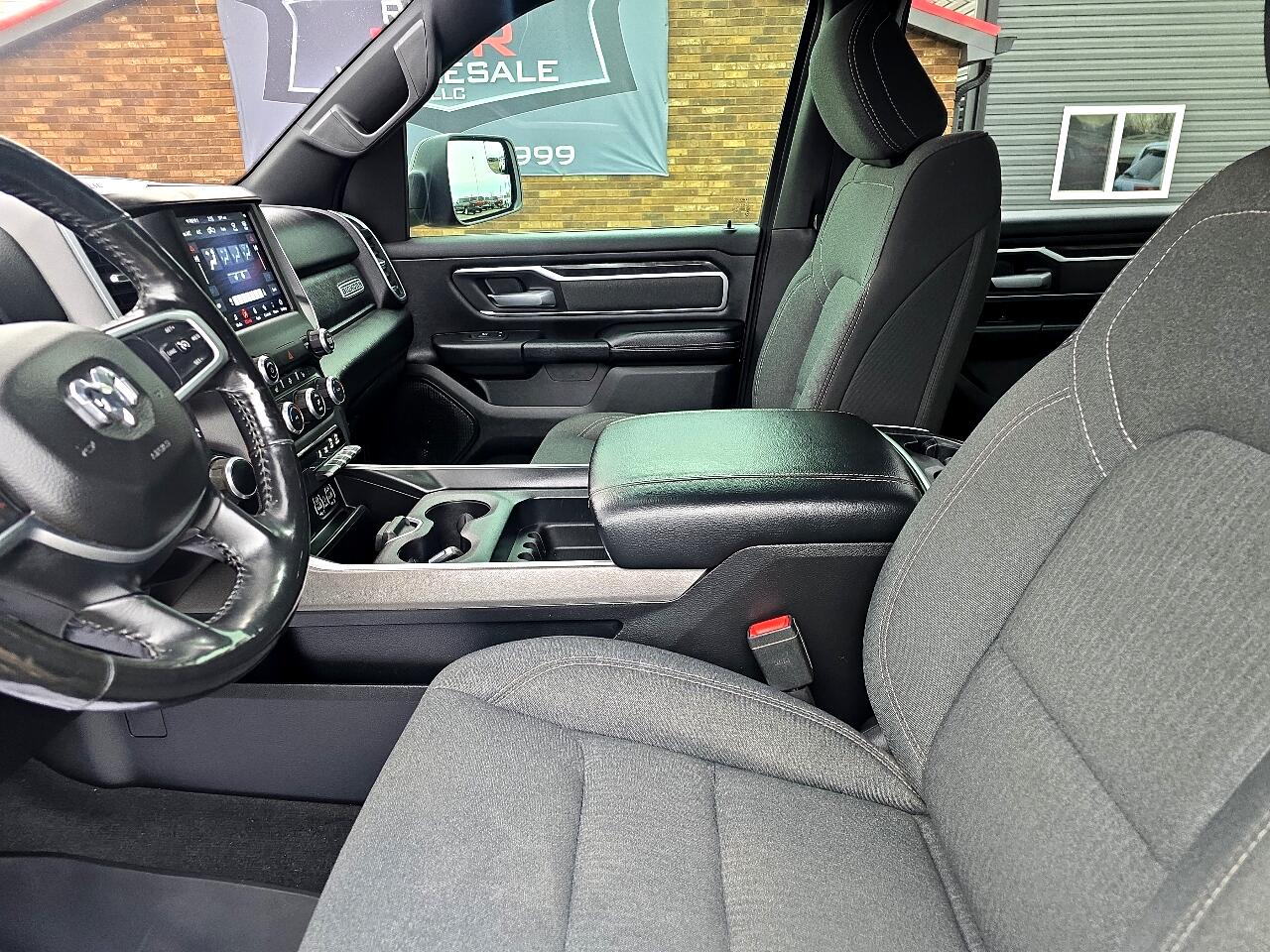 RAM 1500 Big Horn Crew Cab SWB 4WD 2019