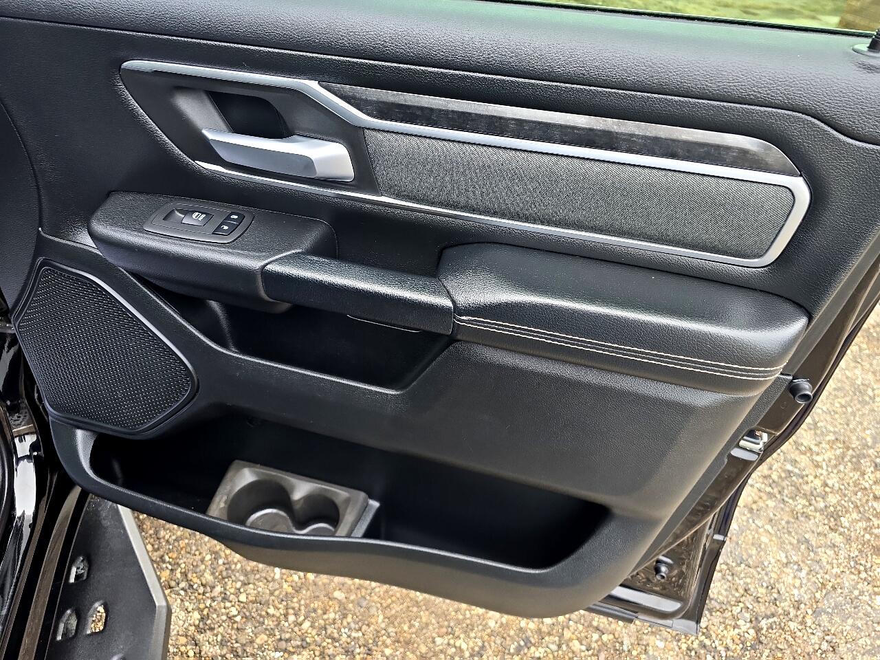 RAM 1500 Big Horn Crew Cab SWB 4WD 2019