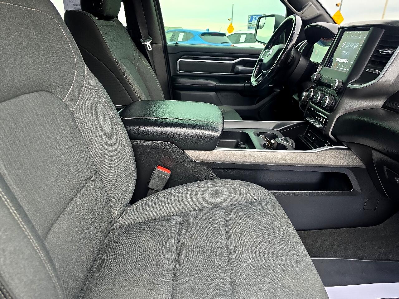 RAM 1500 Big Horn Crew Cab SWB 4WD 2019