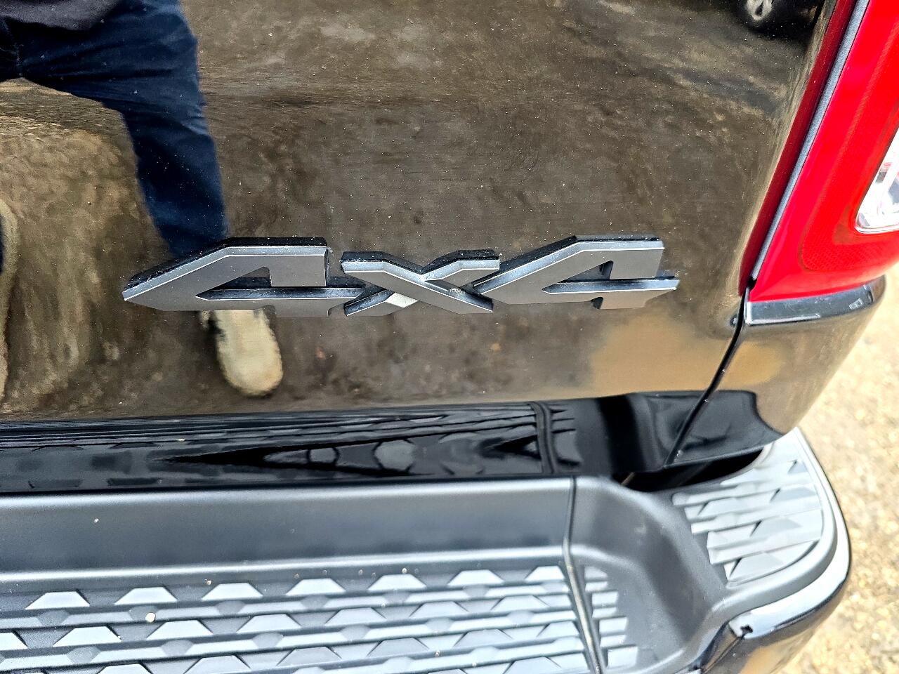 RAM 1500 Big Horn Crew Cab SWB 4WD 2019