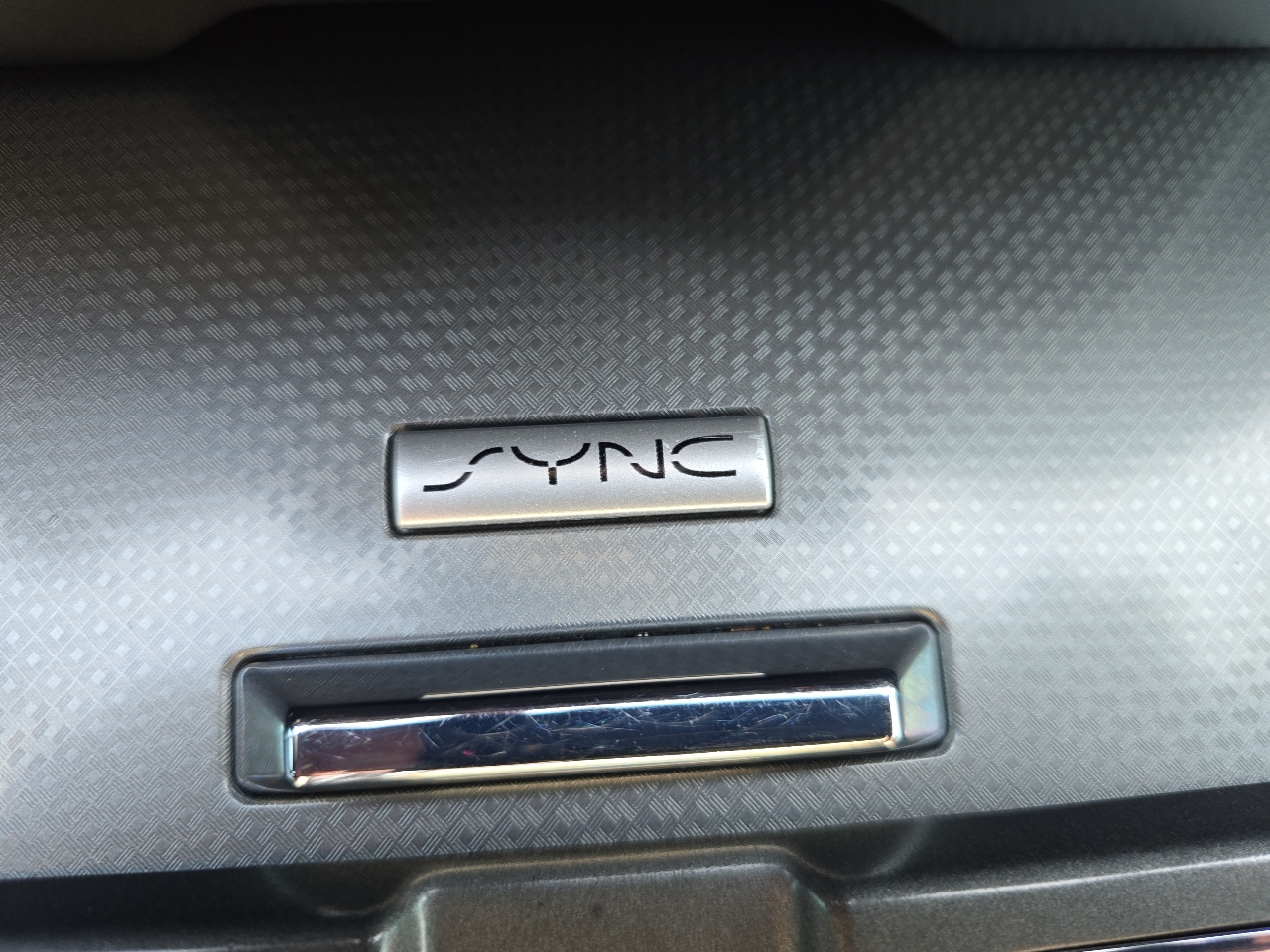 Ford F-150 4WD SuperCrew 145" FX4 2015