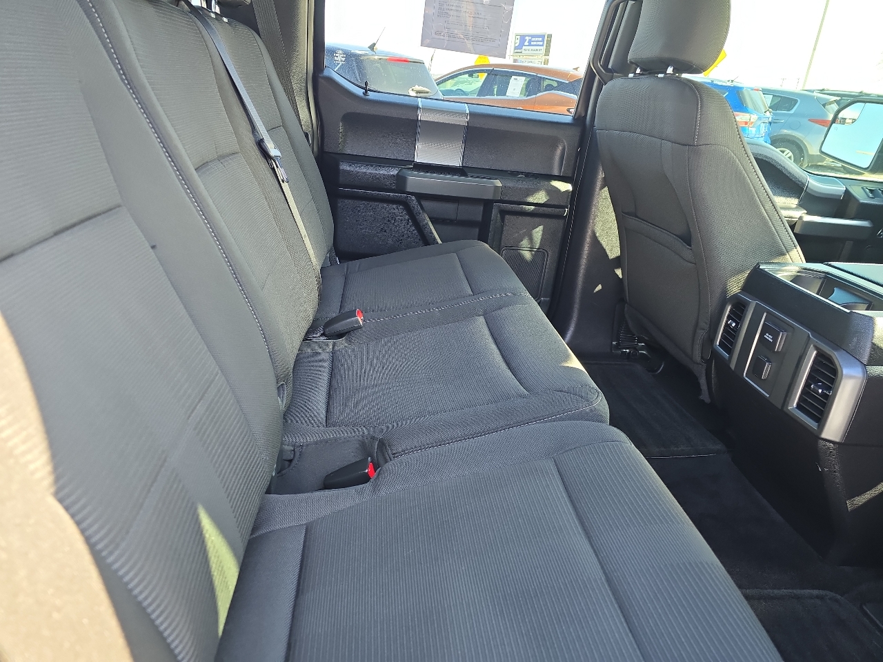 Ford F-150 4WD SuperCrew 145" FX4 2015