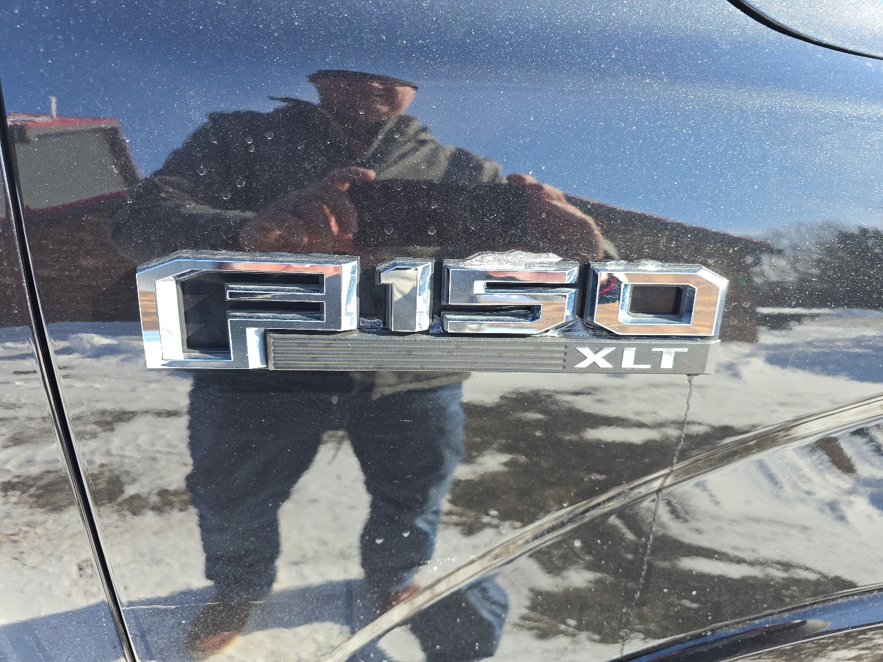 Ford F-150 4WD SuperCrew 145" FX4 2015