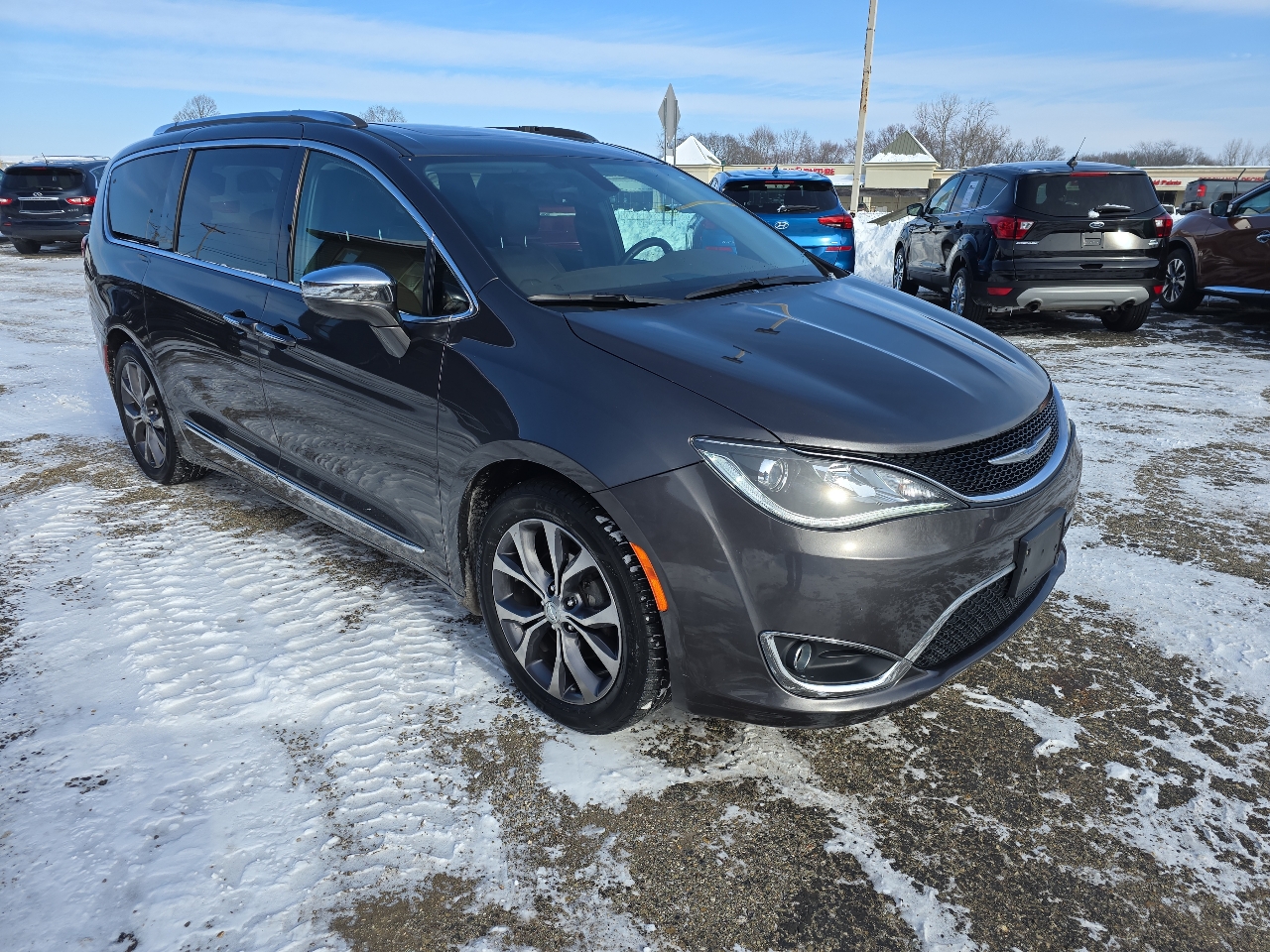 Chrysler Pacifica Limited 2017