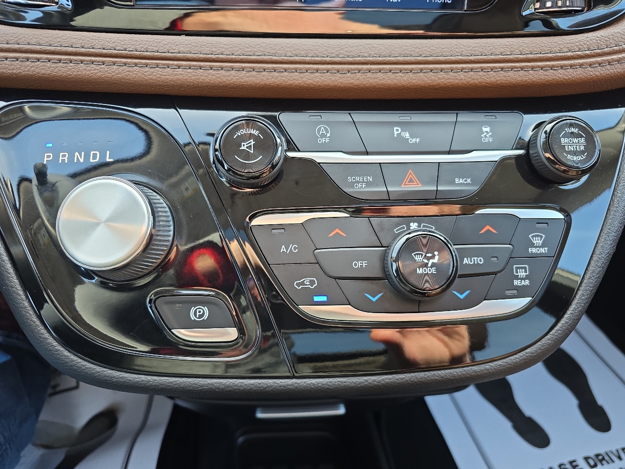 Chrysler Pacifica Limited 2017