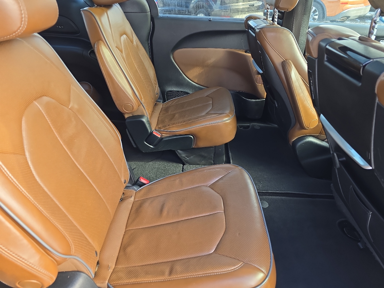 Chrysler Pacifica Limited 2017