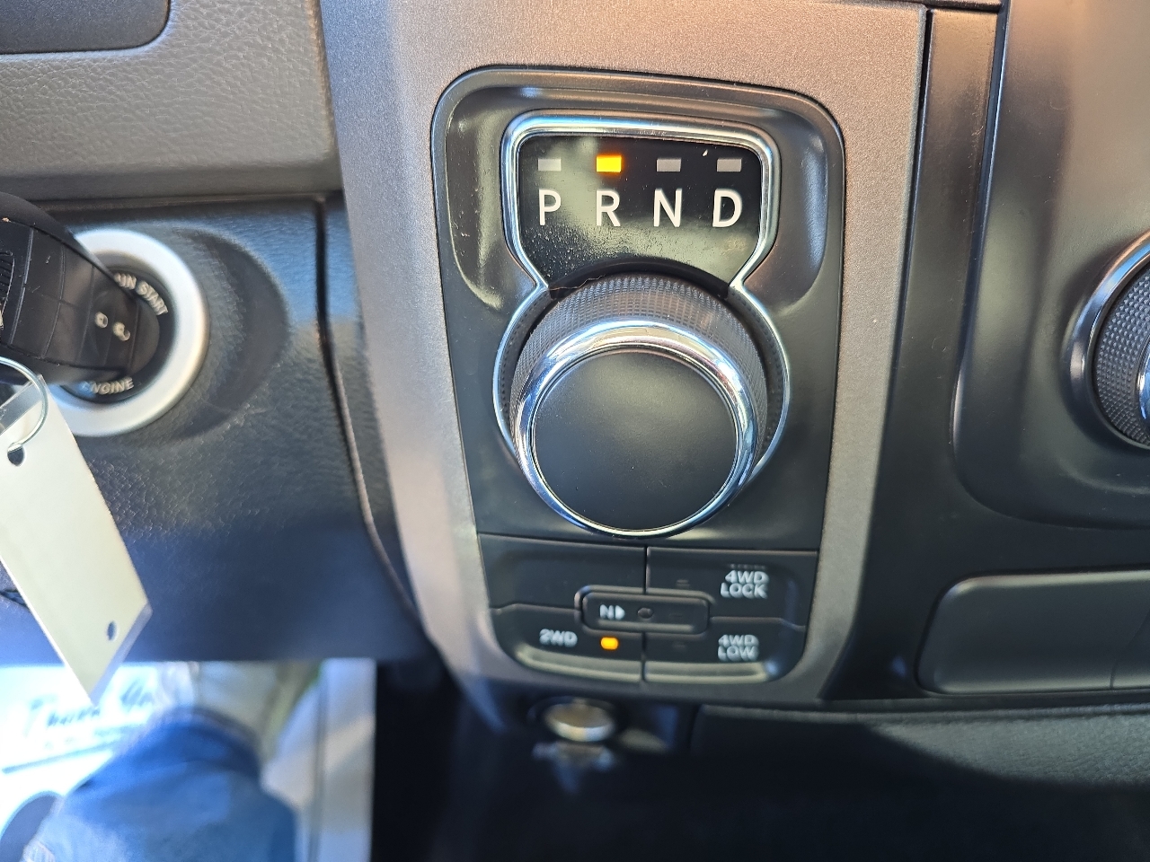 RAM 1500 Tradesman Crew Cab SWB 4WD 2016