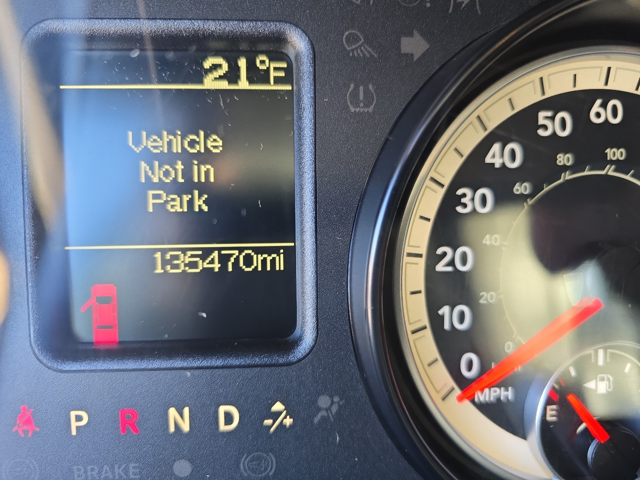 RAM 1500 Tradesman Crew Cab SWB 4WD 2016