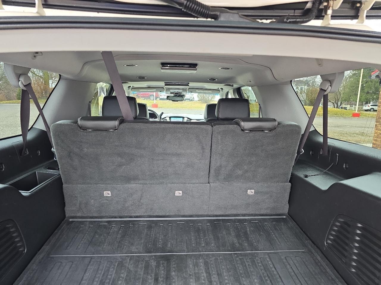 GMC Yukon Denali XL 4WD 2015