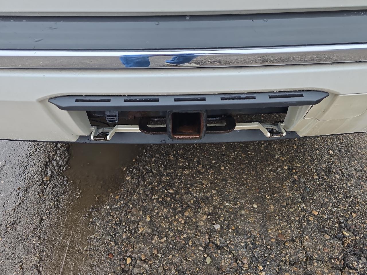 GMC Yukon Denali XL 4WD 2015