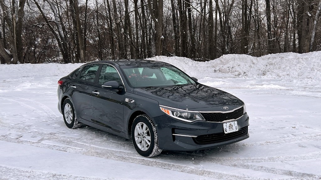 2018 Kia Optima LX's photo