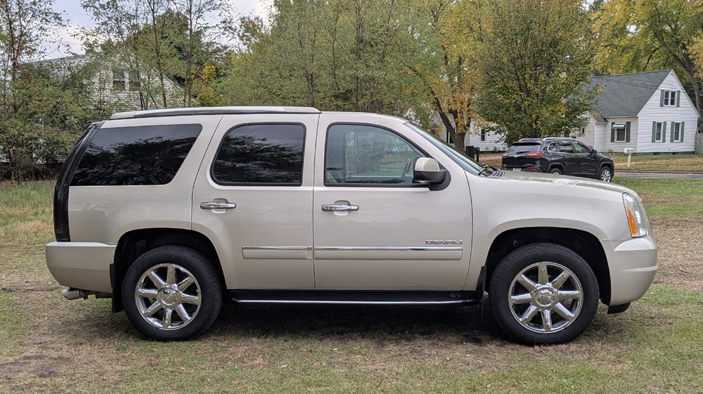 GMC Yukon Denali 4WD 2014