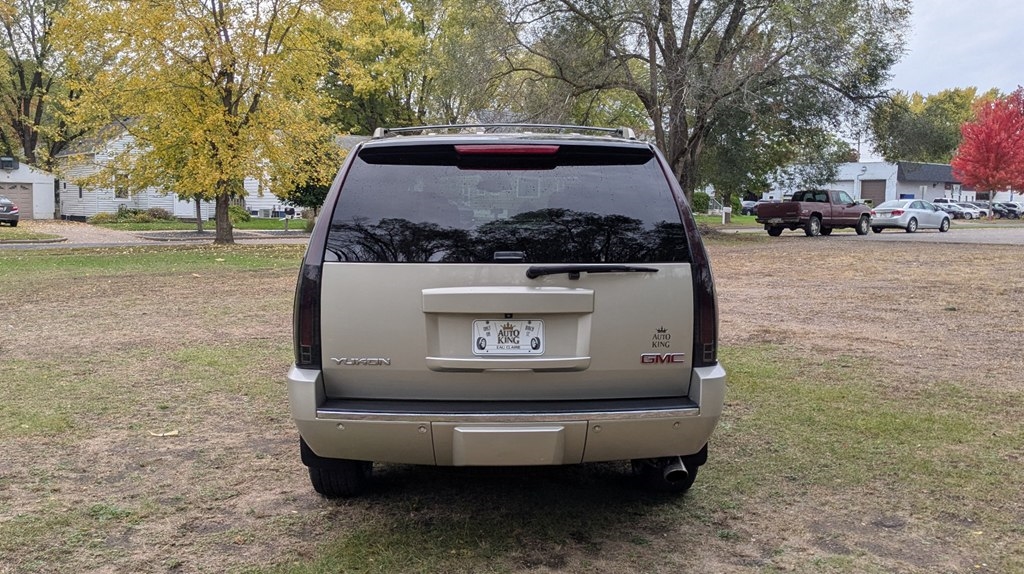 GMC Yukon Denali 4WD 2014