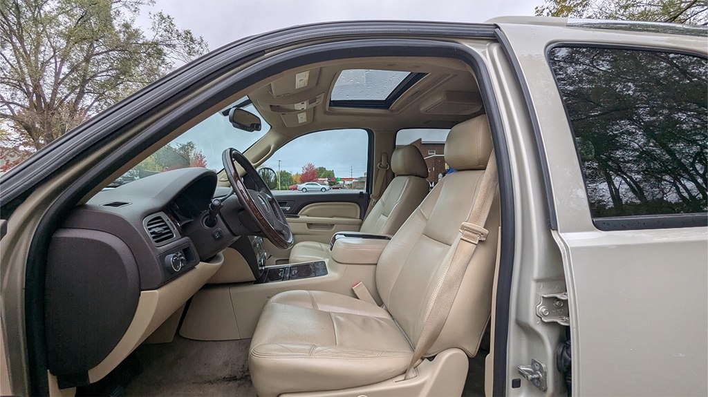GMC Yukon Denali 4WD 2014