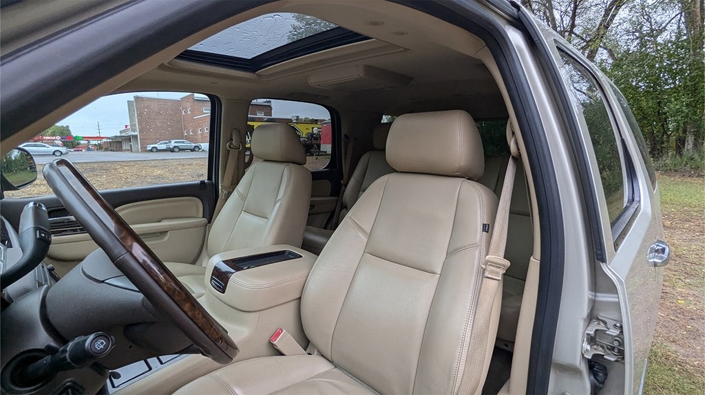 GMC Yukon Denali 4WD 2014