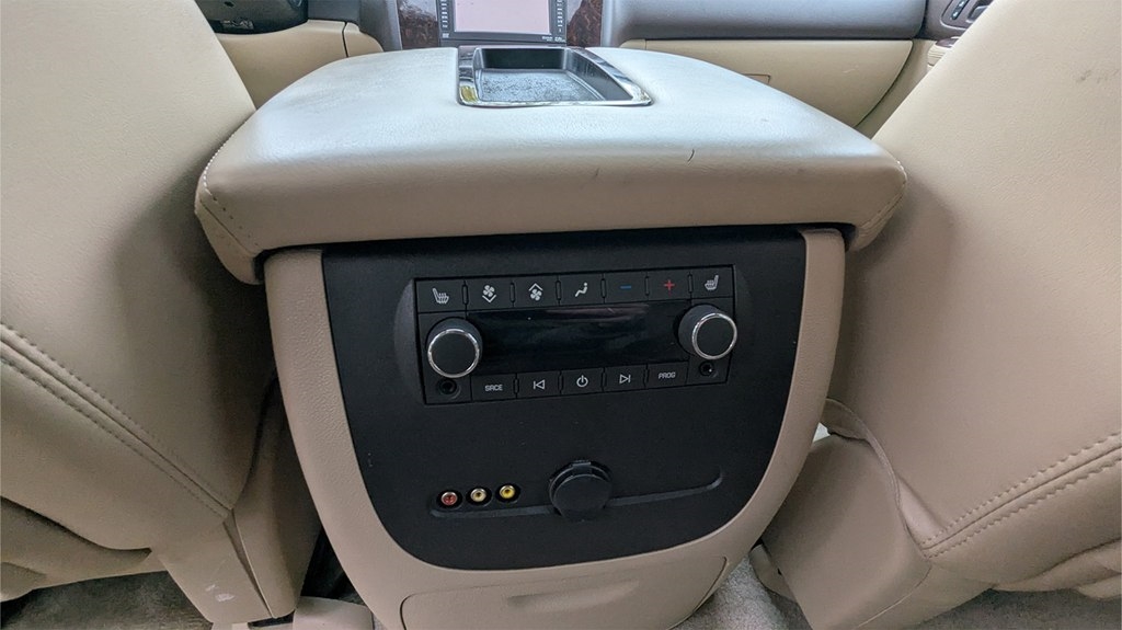 GMC Yukon Denali 4WD 2014