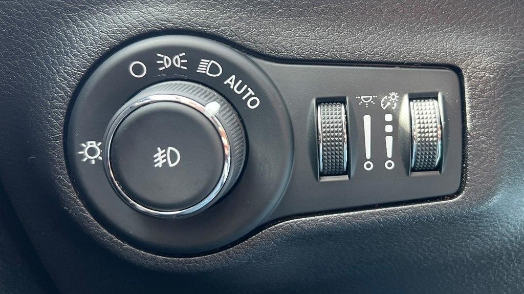 2020 Jeep Compass Latitude - Photo 20