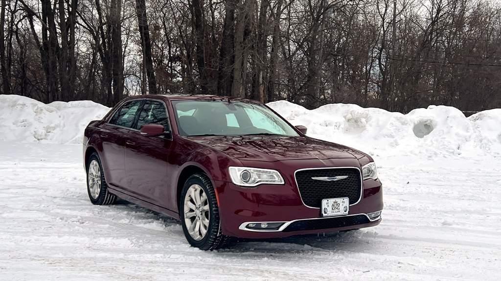 2017 Chrysler 300 Limited AWD