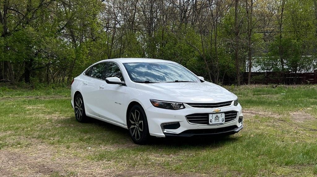 2016 Chevrolet Malibu 2LT's photo