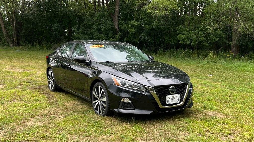 2022 Nissan Altima 2.5 SR