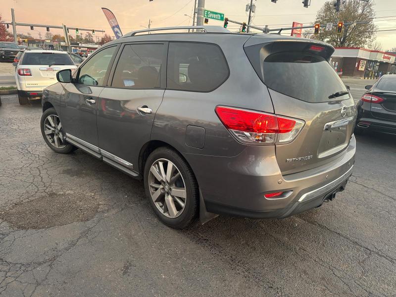 Nissan Pathfinder S 4WD 2015