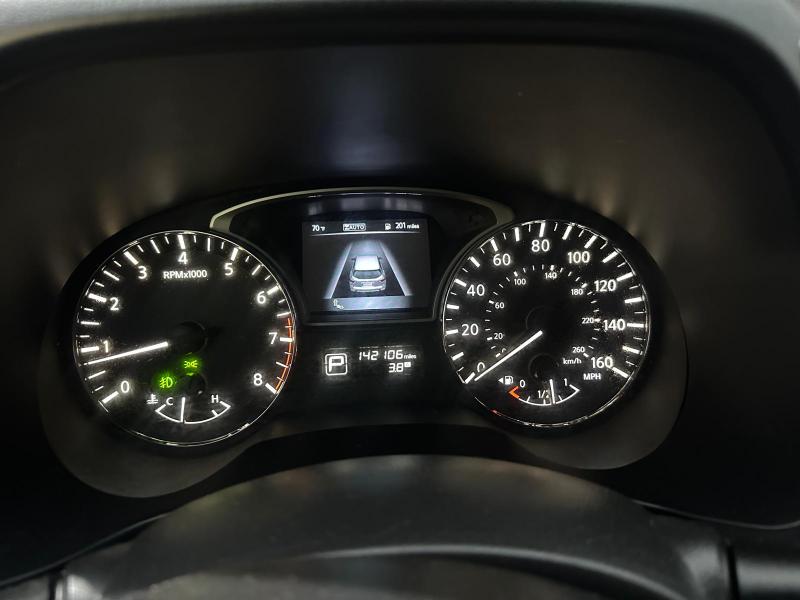 Nissan Pathfinder S 4WD 2015