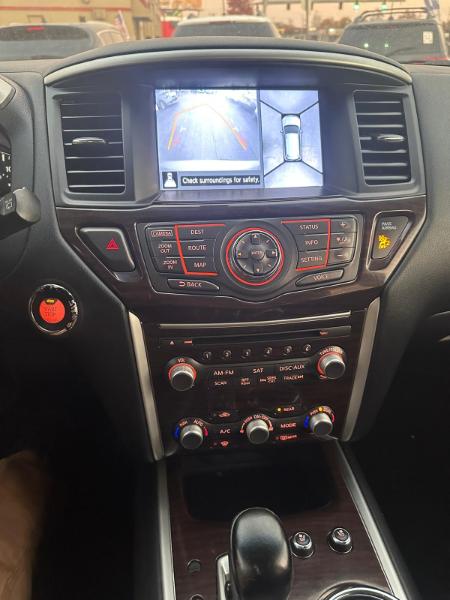 Nissan Pathfinder S 4WD 2015