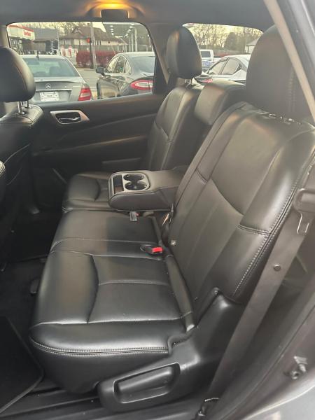 Nissan Pathfinder S 4WD 2015